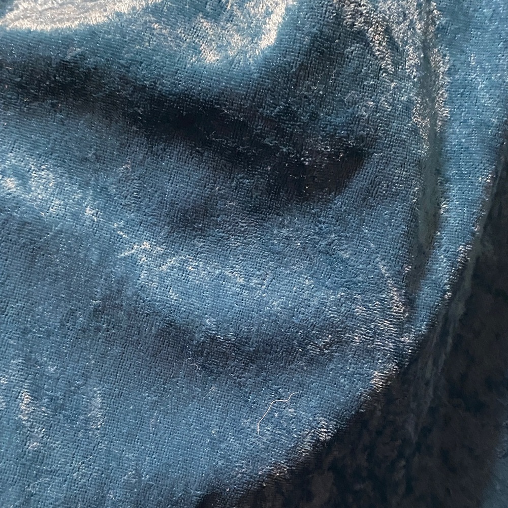 Elegant Blue Velvet vintage plus size Women's pullover Top - Picture 8 of 16